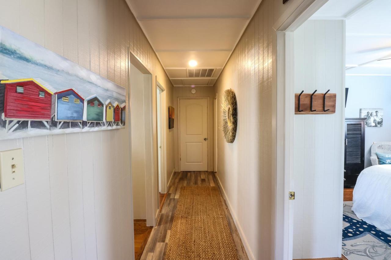 One-Of-A-Kind Beach Home With Lounge Bar Game Room Galveston Esterno foto