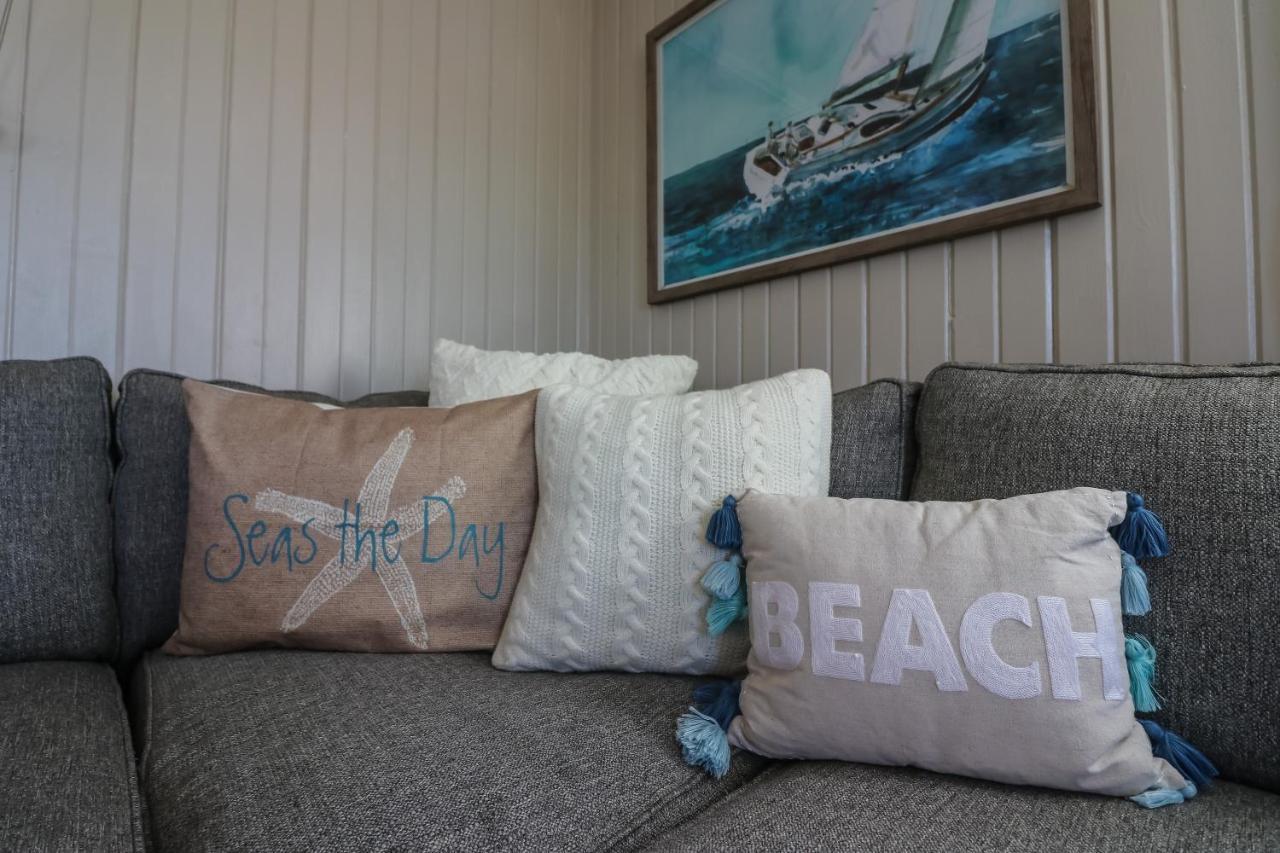 One-Of-A-Kind Beach Home With Lounge Bar Game Room Galveston Esterno foto