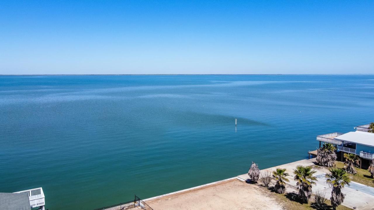 One-Of-A-Kind Beach Home With Lounge Bar Game Room Galveston Esterno foto