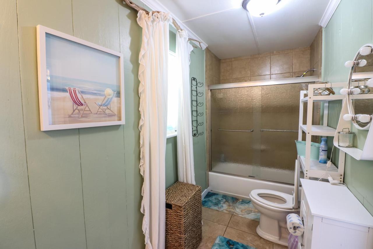 One-Of-A-Kind Beach Home With Lounge Bar Game Room Galveston Esterno foto